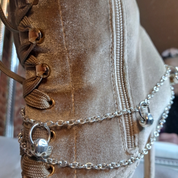 Skull Boot/Shoe Chain - Picture 4 of 7